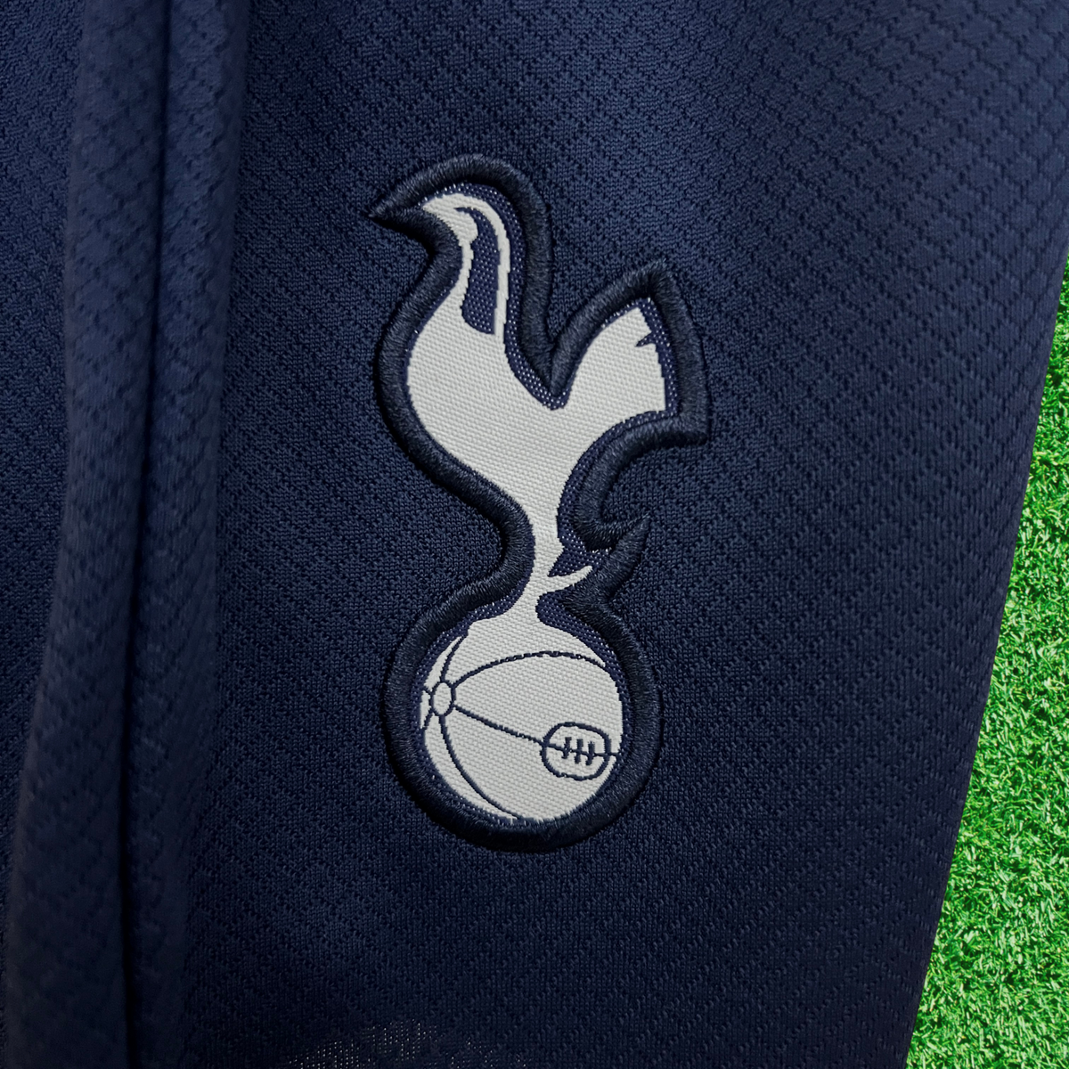 Kit Tottenham Hotspur I 25/26 Infantil