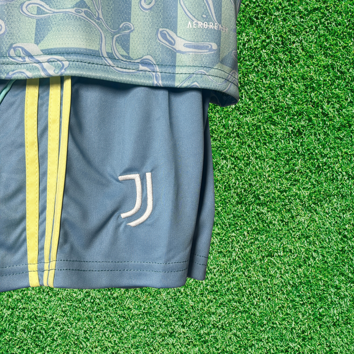 Kit Juventus II 25/26 Infantil