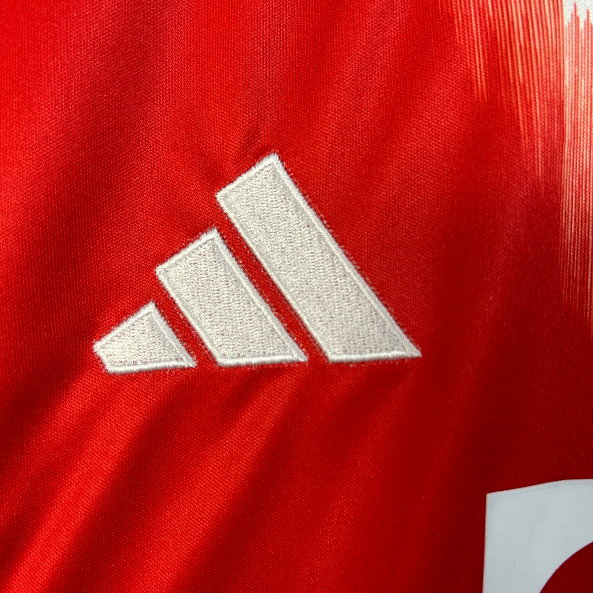 Kit Bayern Munich I 25/26 Infantil