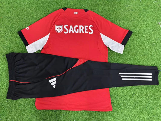 Equipación del Benfica, pantalón y camiseta rojos 2025/26 - NUEVO LANZAMIENTO