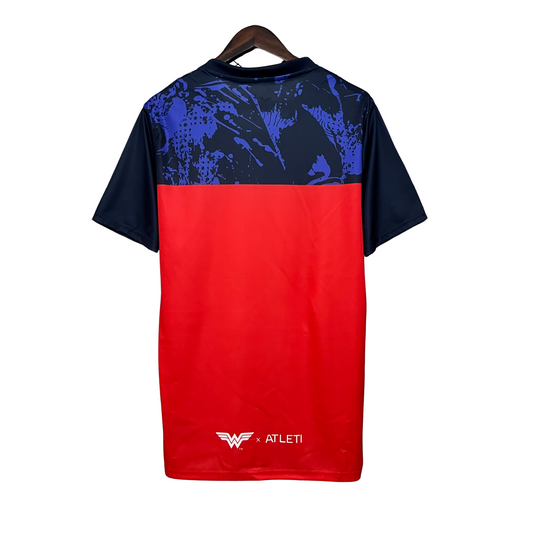 Camiseta especial Mujer Maravilla del Atlético de Madrid 25/26 versión para aficionados