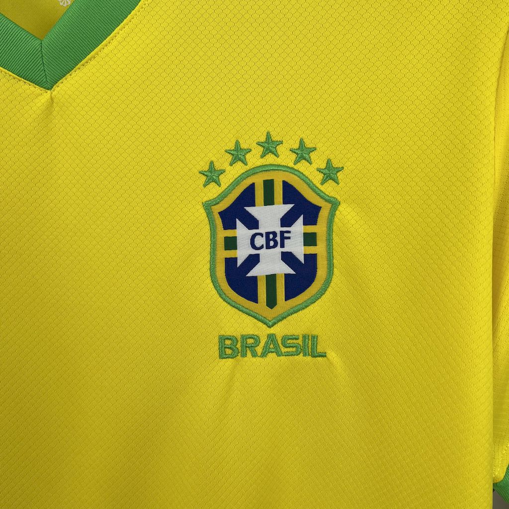 Edición Especial Brasil 2025/26 - Amarillo Jordania Brasil