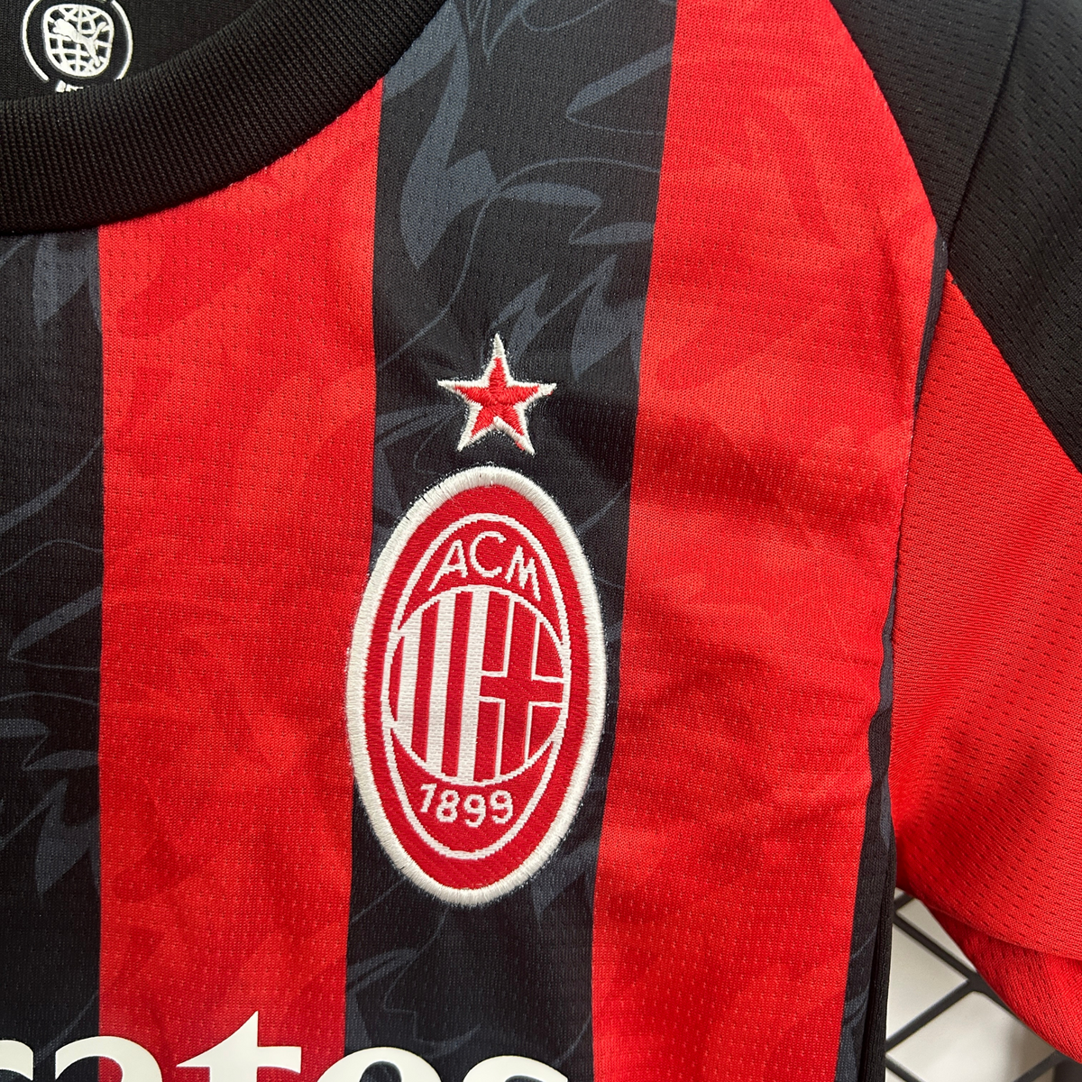 Kit AC Milan I 25/26 Infantil