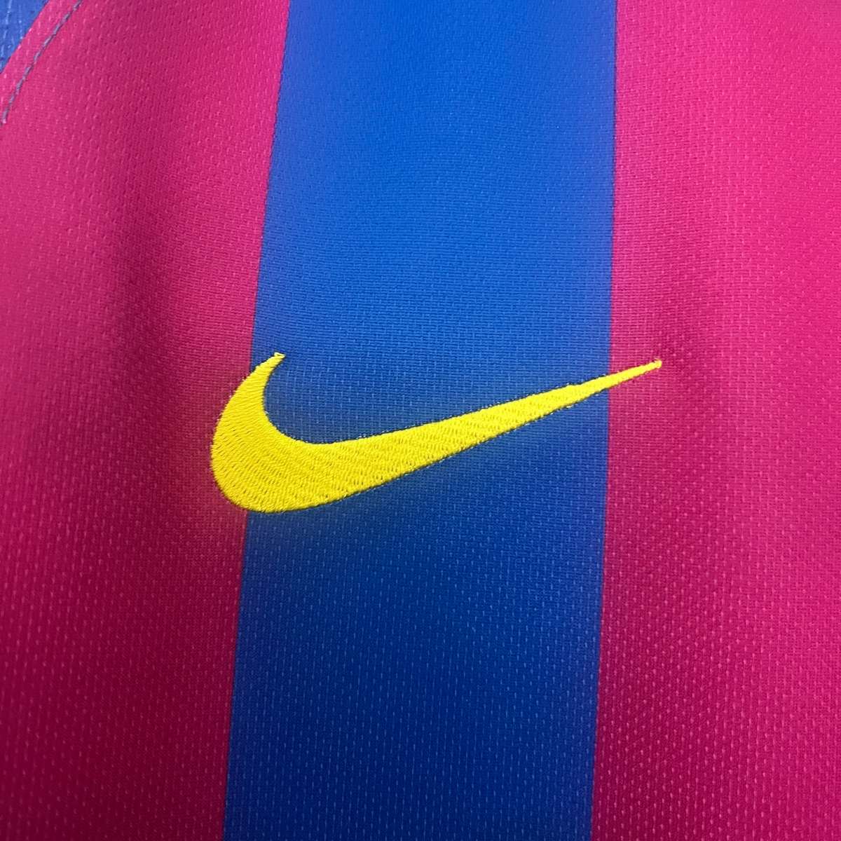 Barcelona Home Jersey 05/06 Retro 