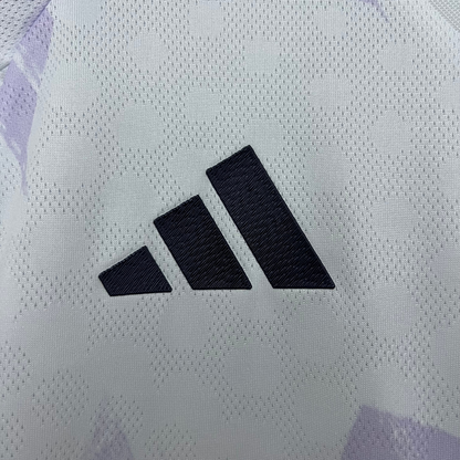 Manchester United Away Shirt 25/26 Fan Version