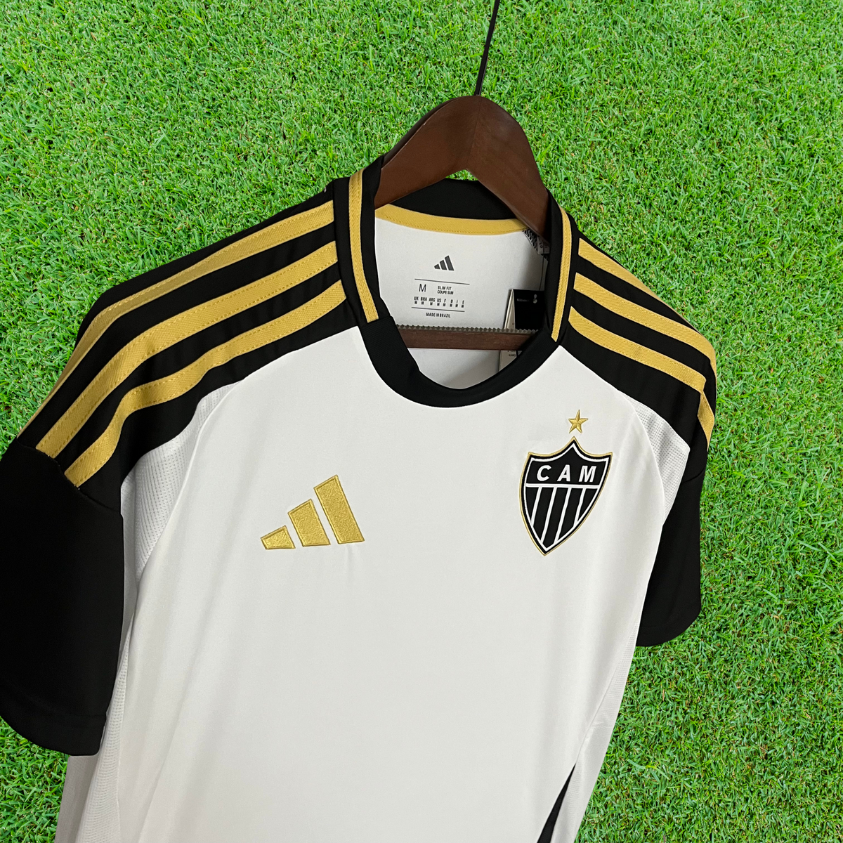 Camiseta Atlético Mineiro Visitante 25/26 Versión Fan 