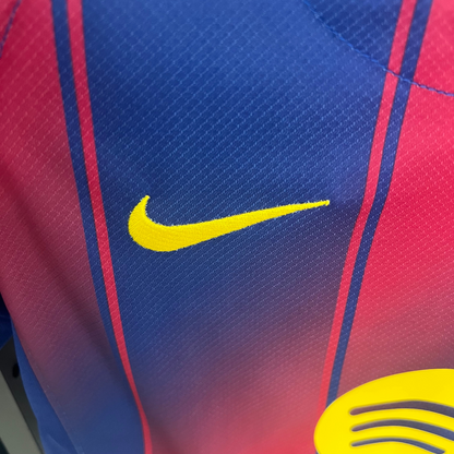 Camiseta local del Barcelona 25/26 para mujer, versión para aficionados 