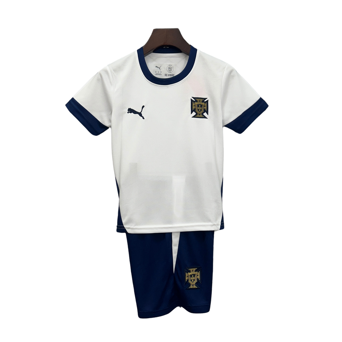 Kit de entrenamiento de Portugal 2025 para niños 