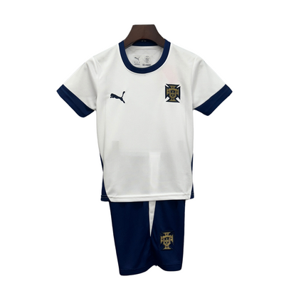Kit de entrenamiento de Portugal 2025 para niños 