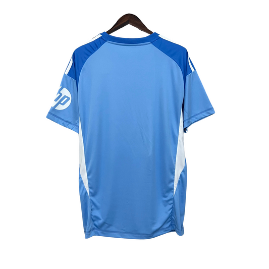 Camiseta azul especial del Real Madrid 25/26 versión para aficionados 