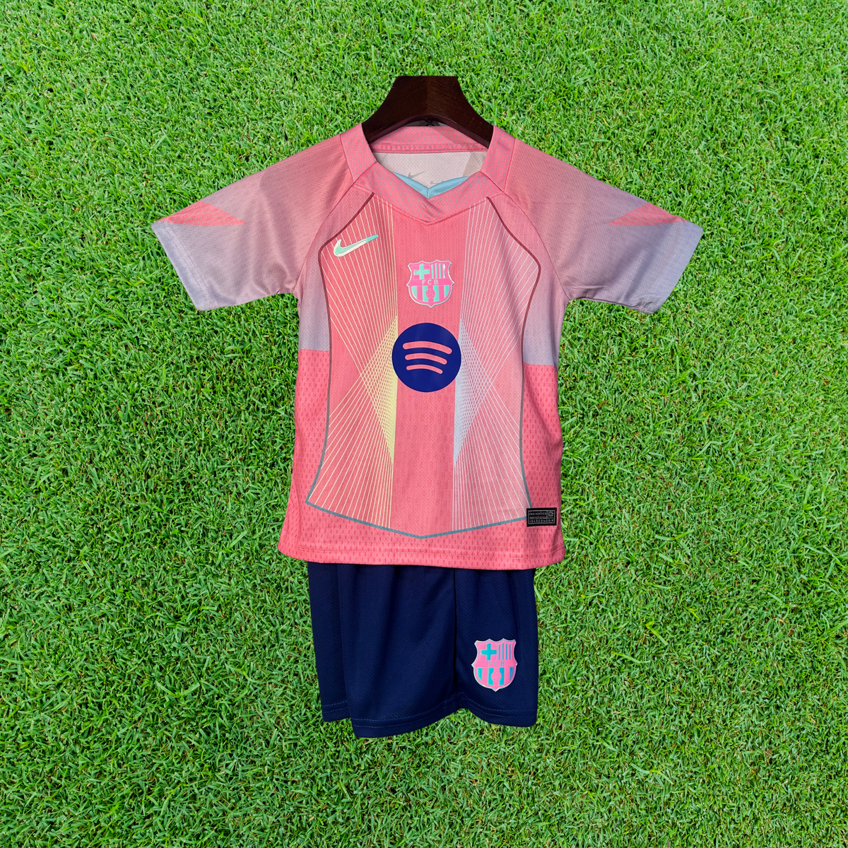 Barcelona Pink 25/26 Children's Kit