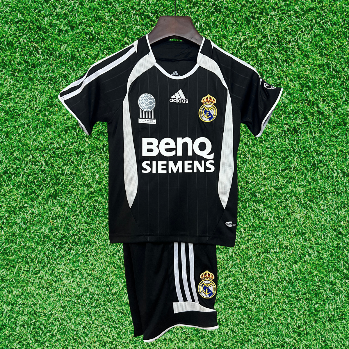 Real Madrid II 06/07 Children's Kit 