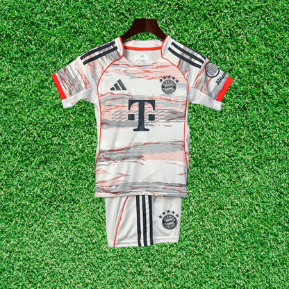 Kit del Bayern Múnich II 25/26 para niños 