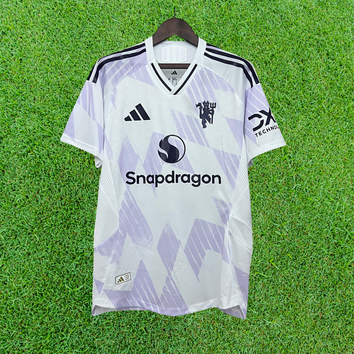 Manchester United Away Shirt 25/26 Fan Version