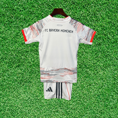 Kit del Bayern Múnich II 25/26 para niños 