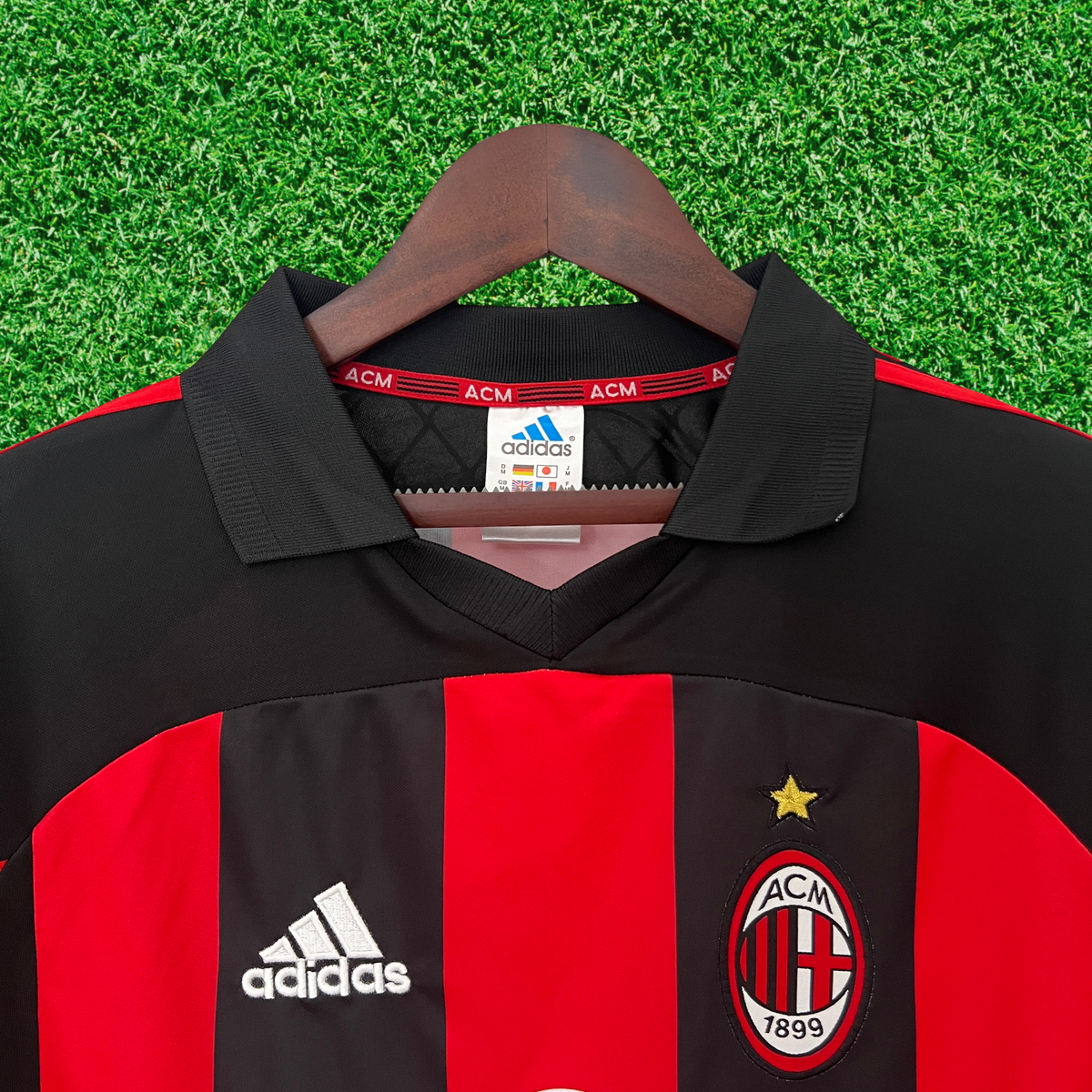 Camiseta de local del AC Milan 01/02 Retro 