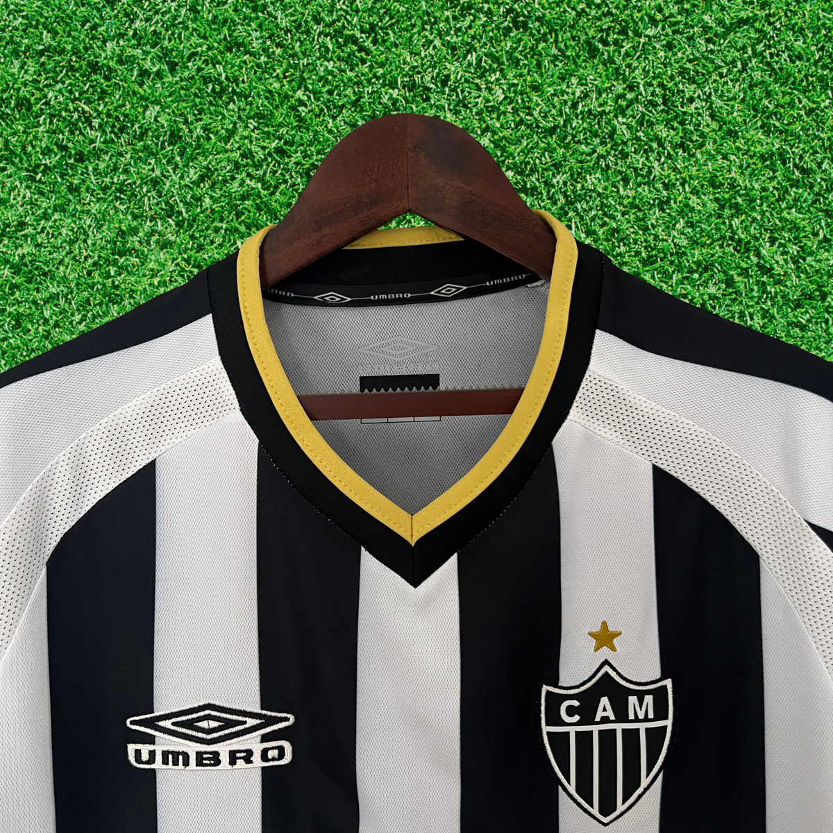 Camiseta Atlético Mineiro Local 2003 Retro 