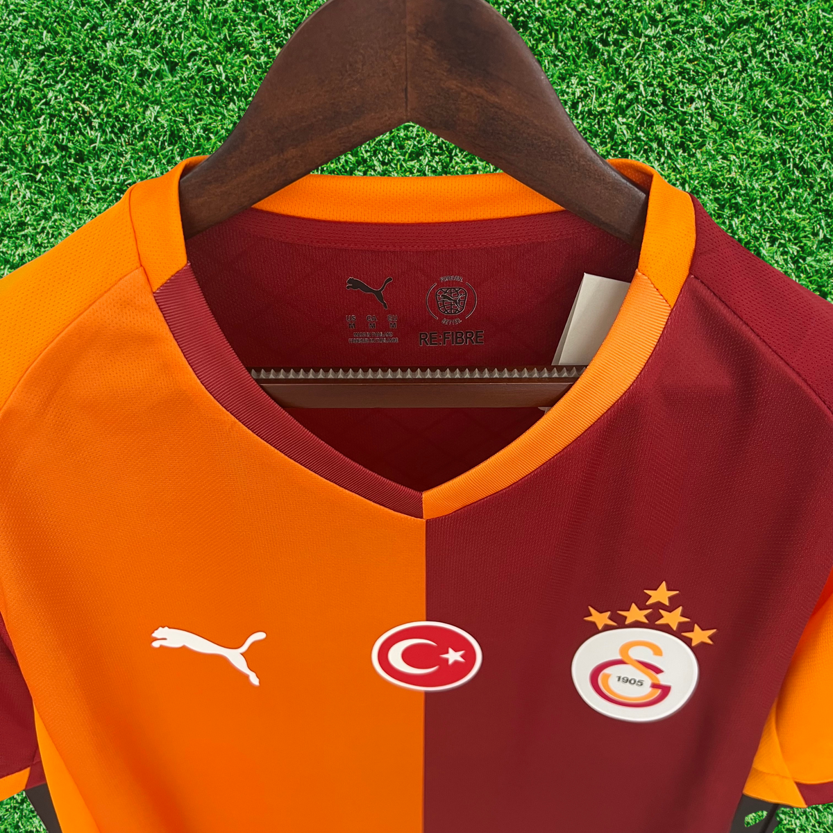 Camiseta local del Galatasaray 25/26, versión para aficionados 