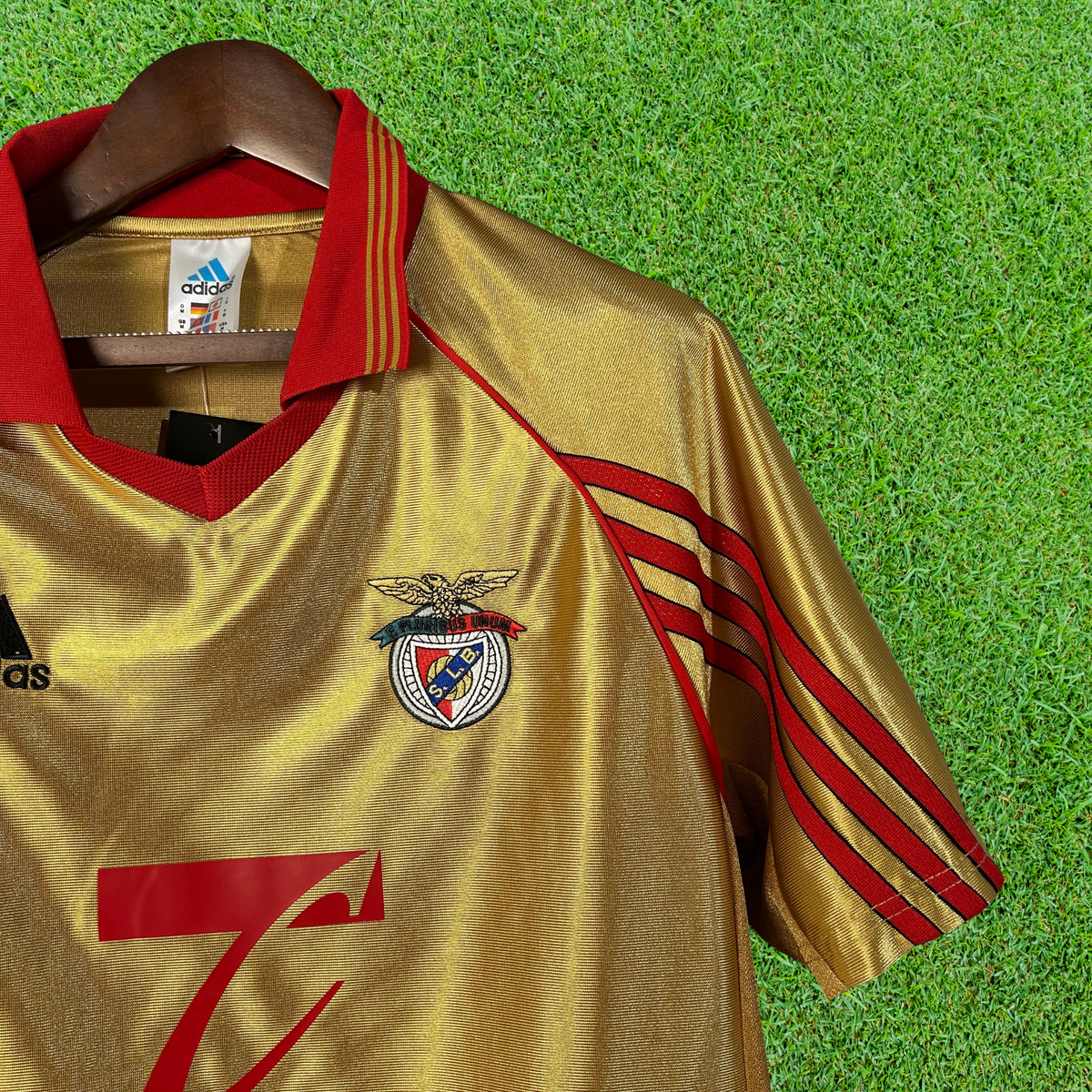 Camisa SL Benfica II 98/99 Retrô