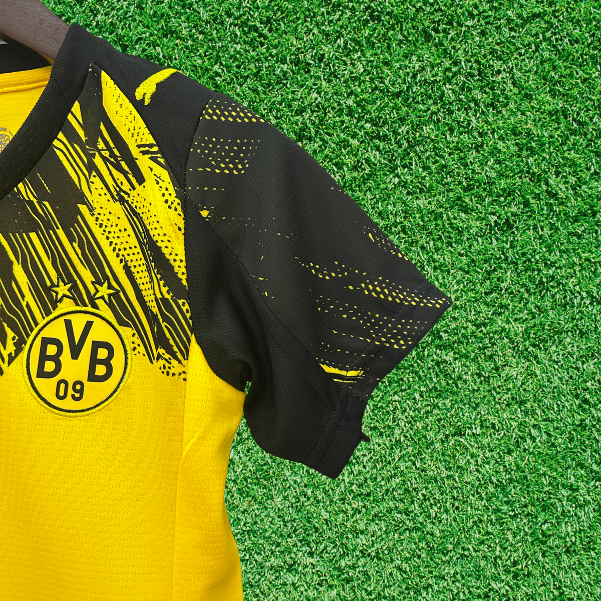 Kit Borussia Dortmund I 25/26 Infantil