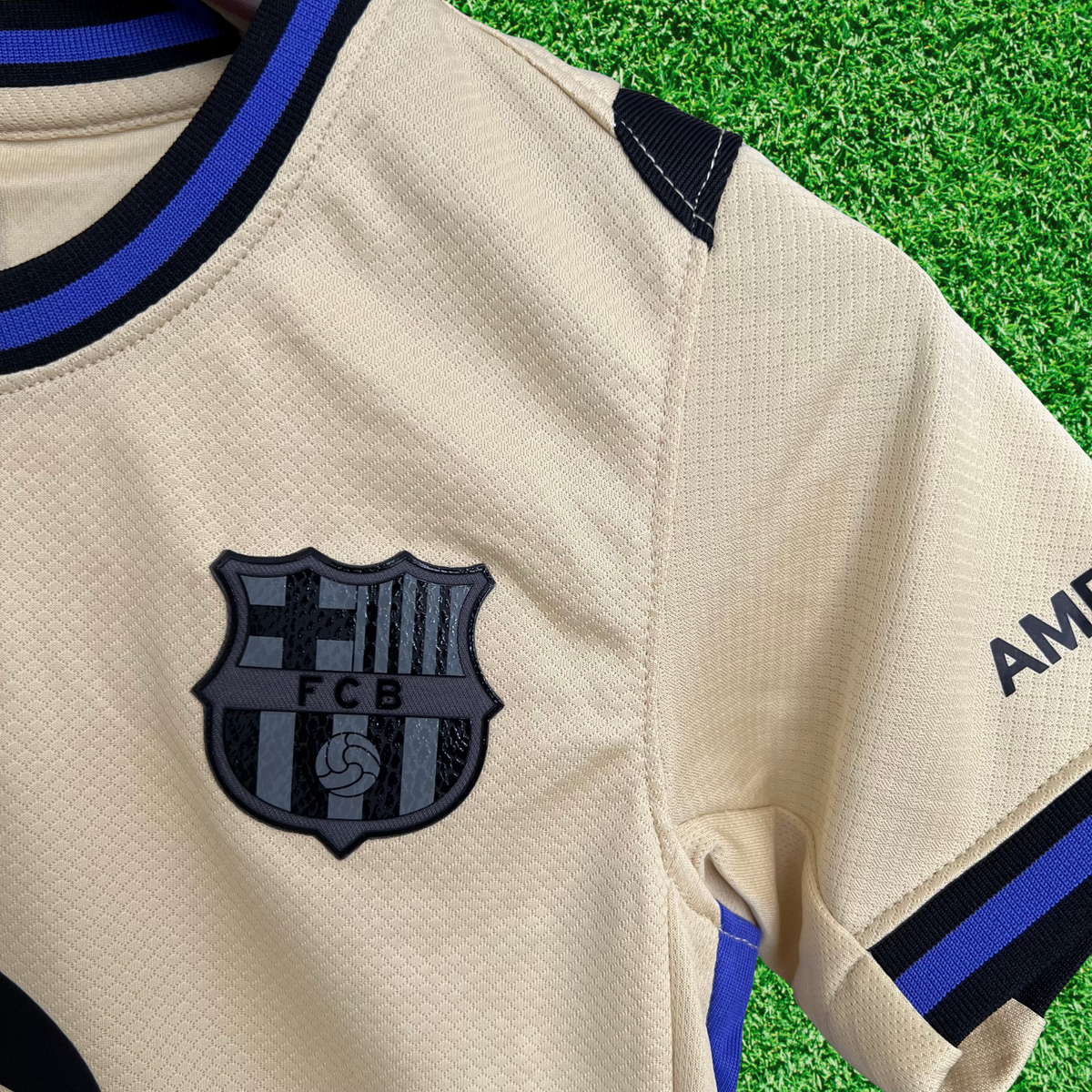Barcelona II 25/26 Children's Kit 