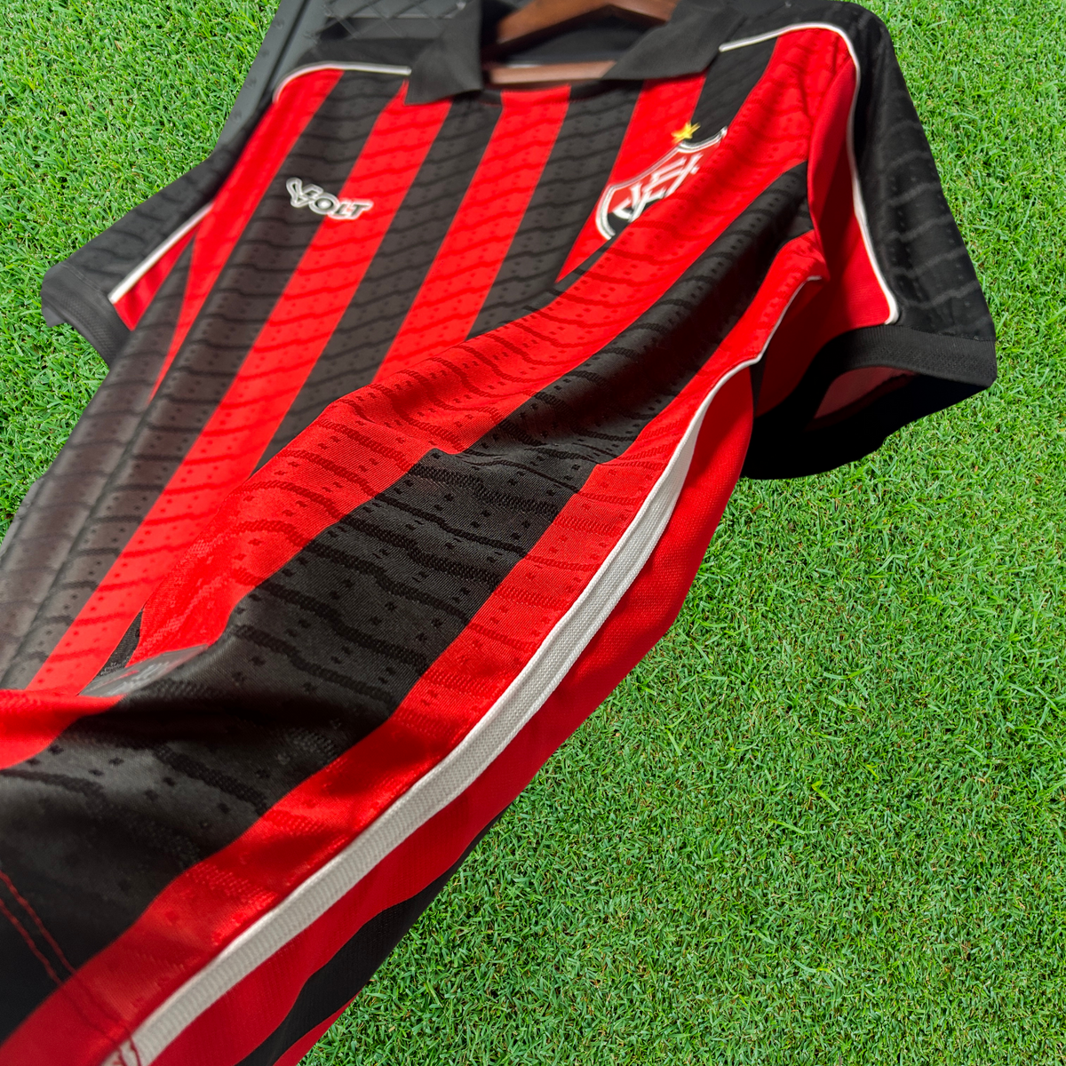 Camiseta Vitória Local 25/26 Versión Fan 