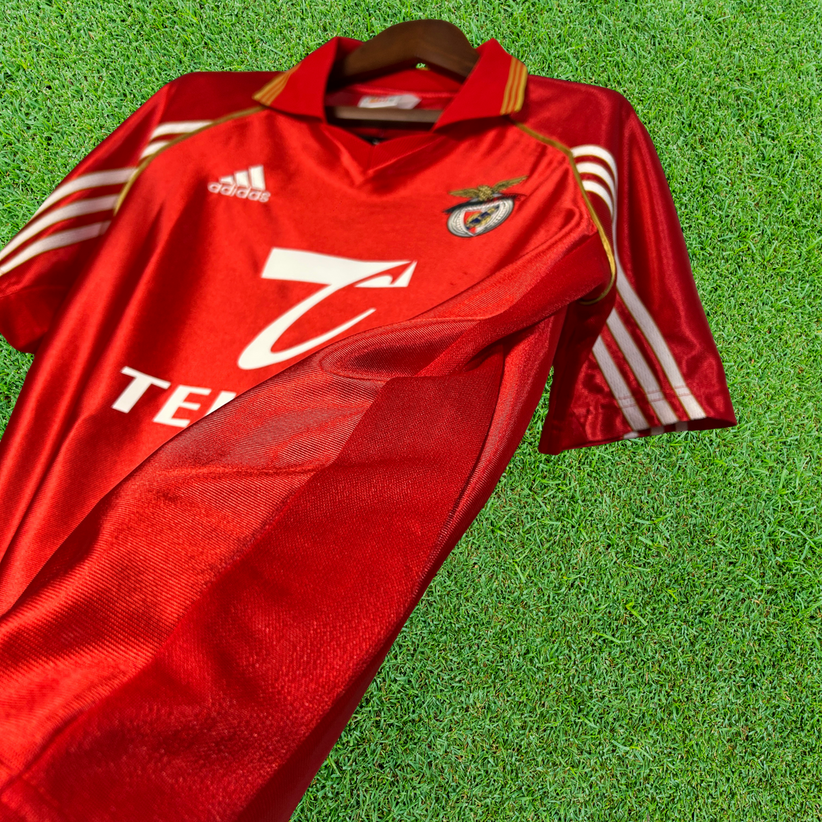 Camiseta retro de local del SL Benfica 98/99 