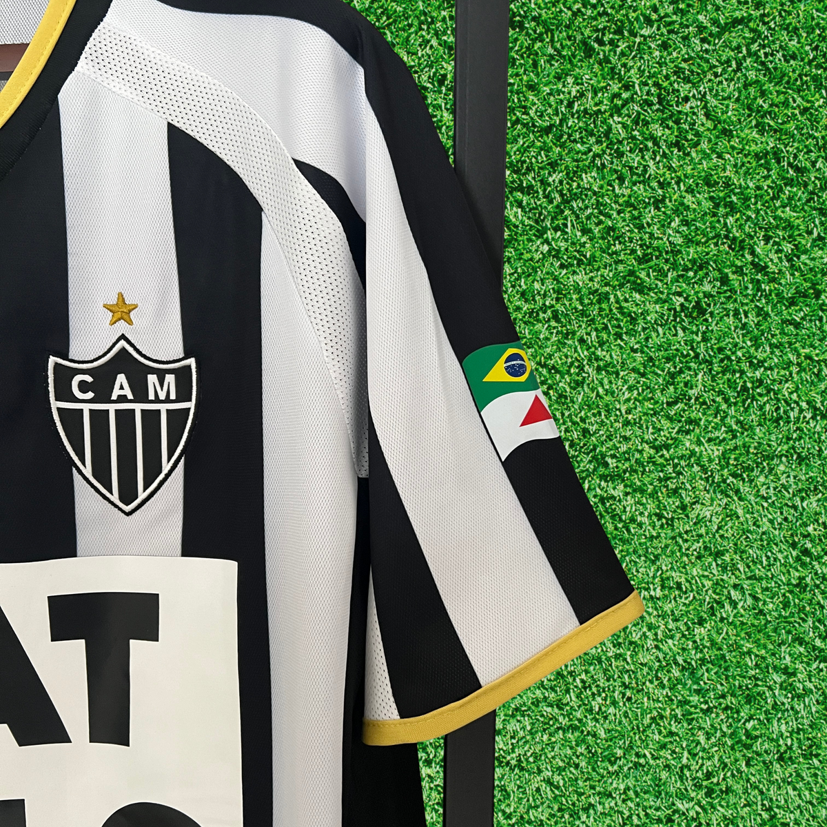 Camiseta Atlético Mineiro Local 2003 Retro 