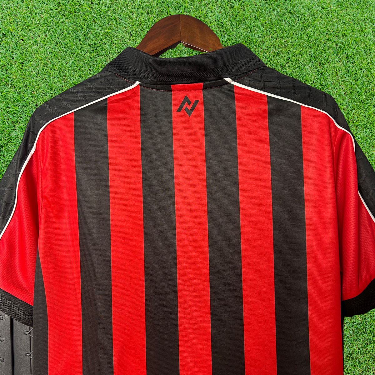 Camiseta Vitória Local 25/26 Versión Fan 
