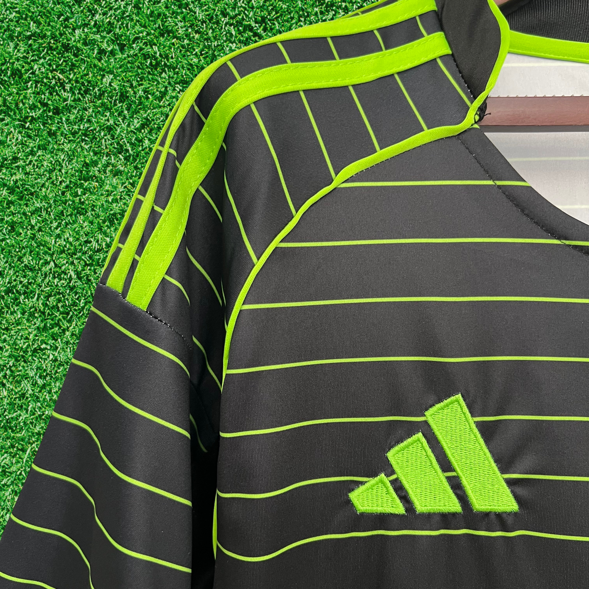 Camiseta de visitante del Celtic FC 25/26, versión para aficionados 