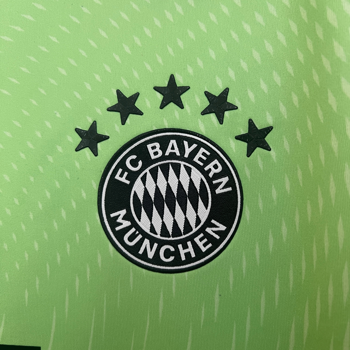 Camiseta de portero del Bayern Múnich I 25/26 Versión para aficionados 