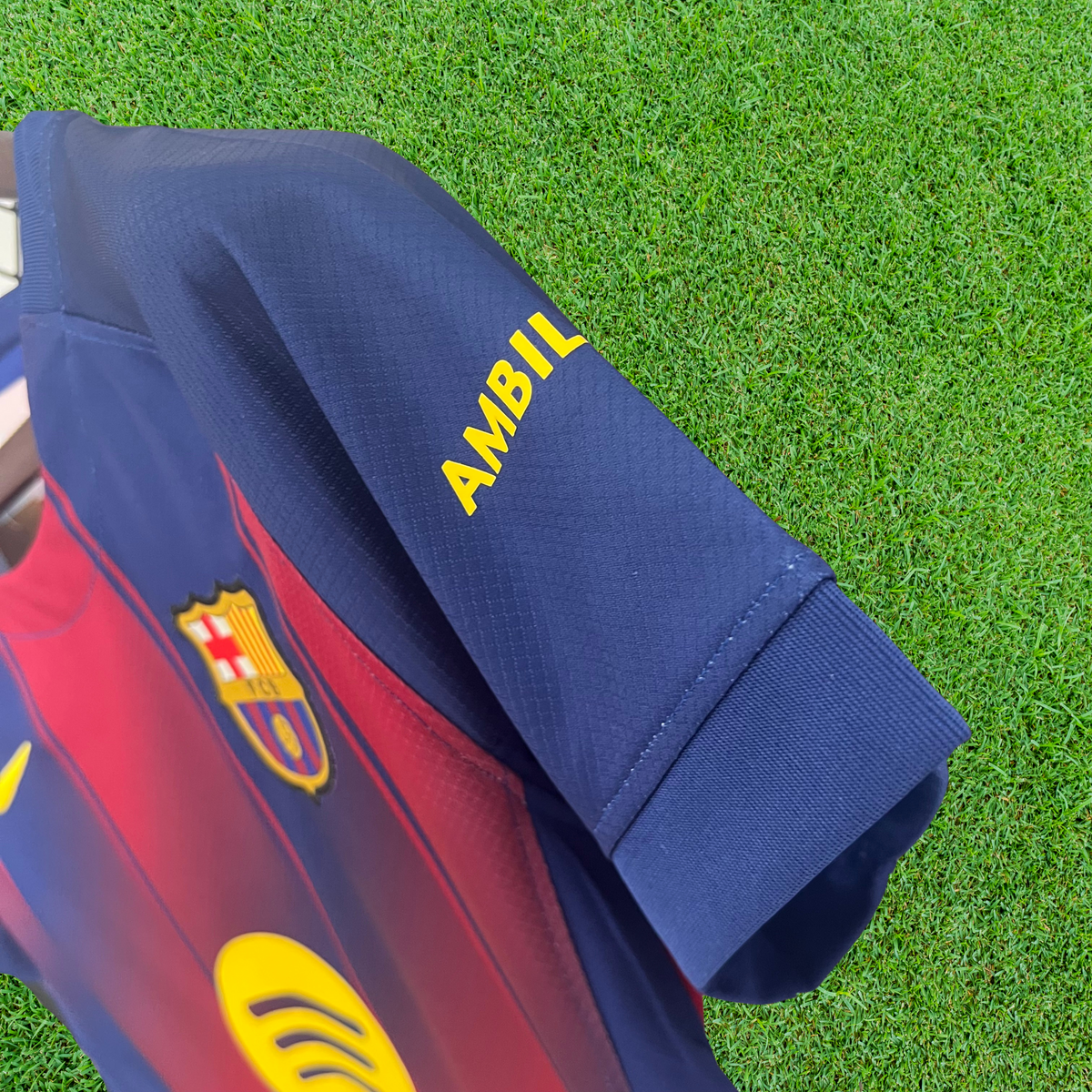 Camiseta local del Barcelona 25/26 para mujer, versión para aficionados 