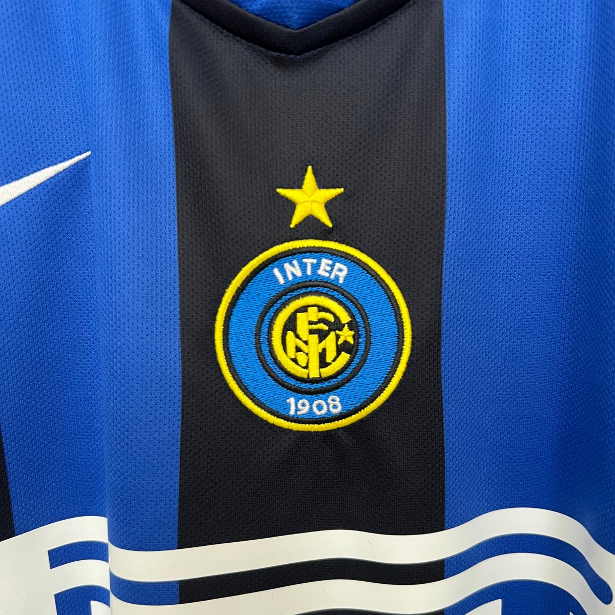 Inter Milan Home Jersey 04/05 Retro 