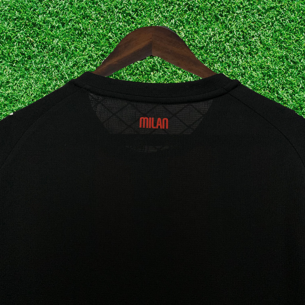 Camiseta local del AC Milan 25/26, versión para aficionados 