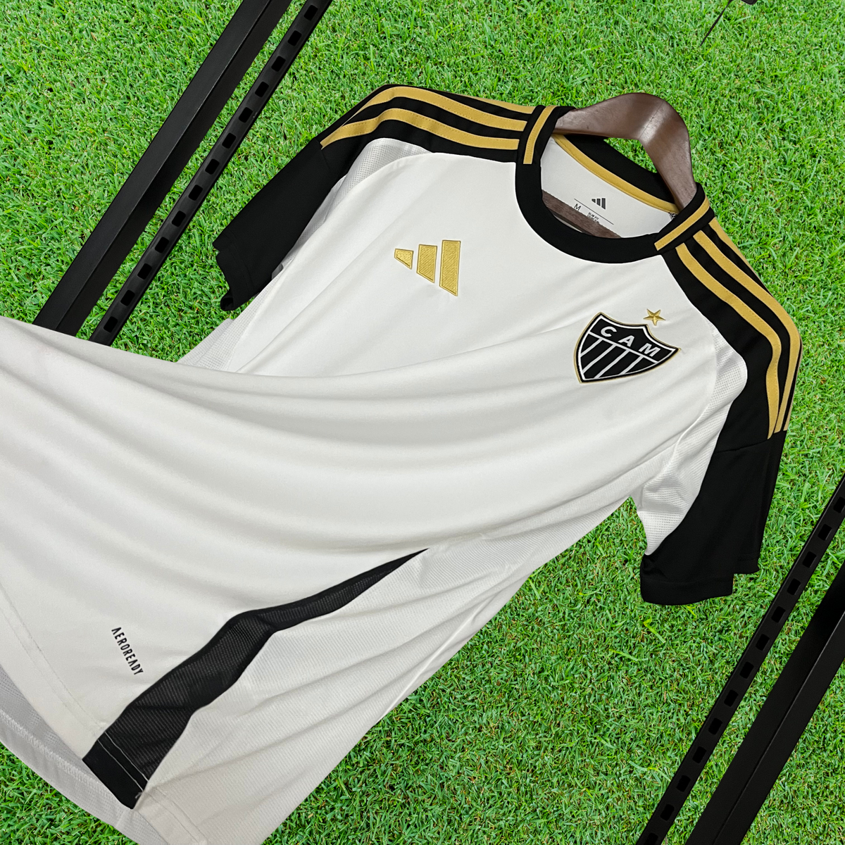 Camiseta Atlético Mineiro Visitante 25/26 Versión Fan 