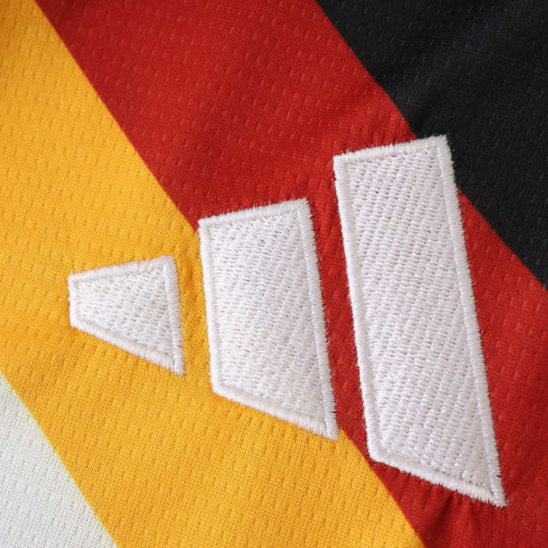 Camiseta de Alemania para el Mundial 2026 n.° 2 de RÜDIGER 