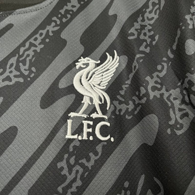 Camiseta negra de portero del Liverpool 24/25 (versión para aficionados)